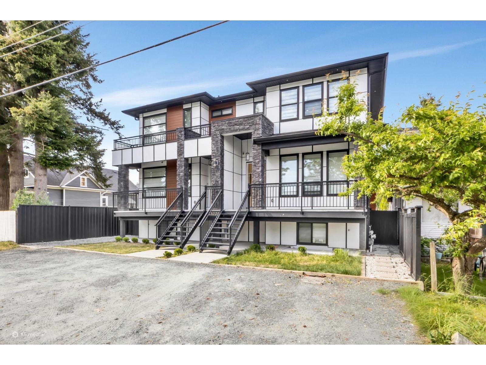 33227 5 Avenue, Mission, British Columbia V2V 1V9 - Photo 2 - R3122473