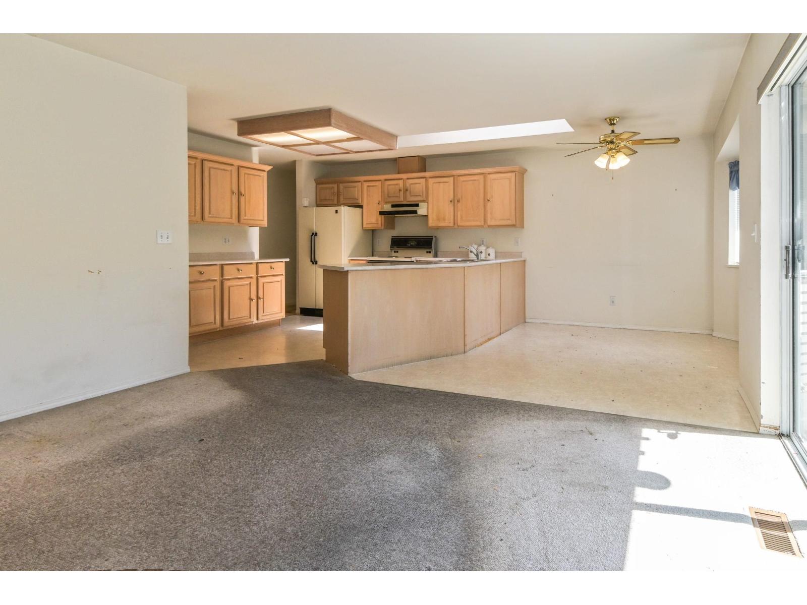 14306 72a Avenue, Surrey, British Columbia V3W 2R3 - Photo 10 - R3123063