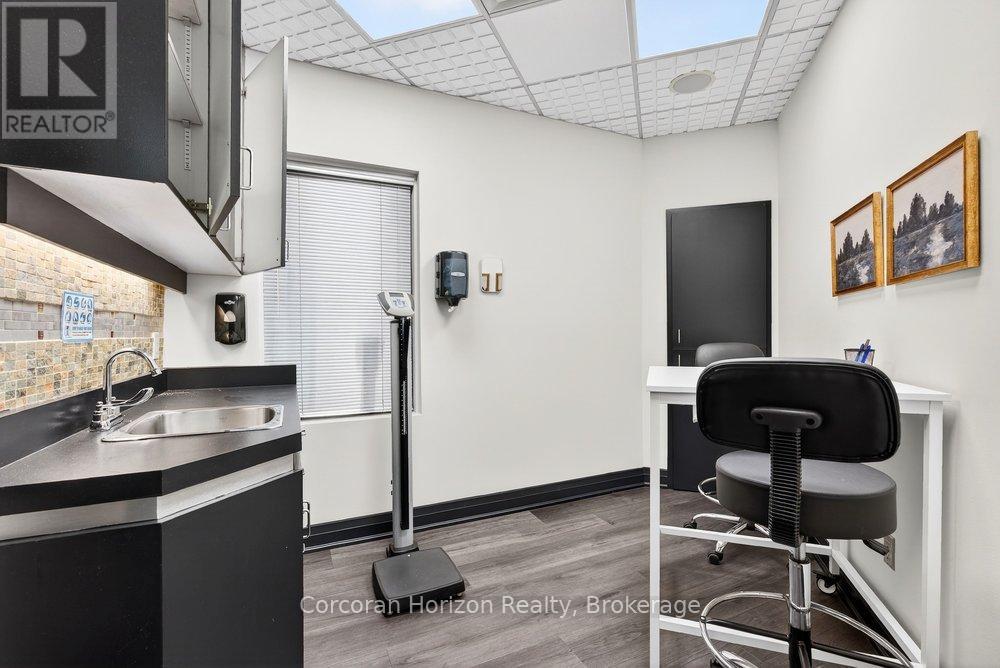 14 Duke Street, Hamilton, Ontario  L8P 1X1 - Photo 10 - X13123172