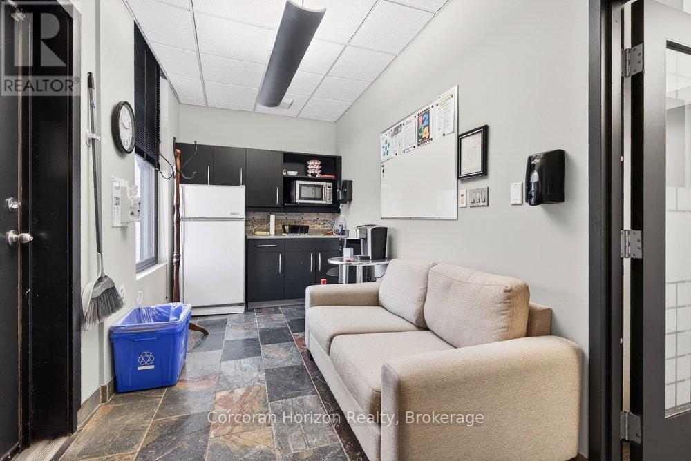 14 Duke Street, Hamilton, Ontario  L8P 1X1 - Photo 23 - X13123172