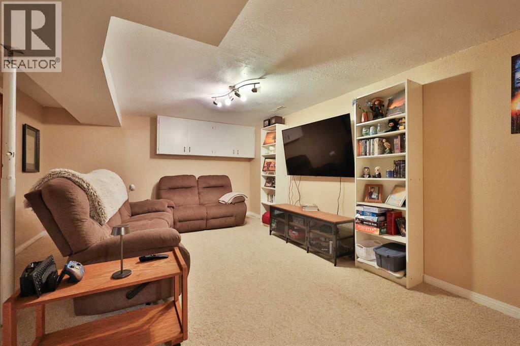 135 N 250 W, Raymond, Alberta  T0K 2S0 - Photo 26 - A2310670