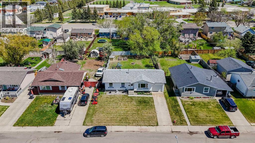 135 N 250 W, Raymond, Alberta  T0K 2S0 - Photo 4 - A2310670