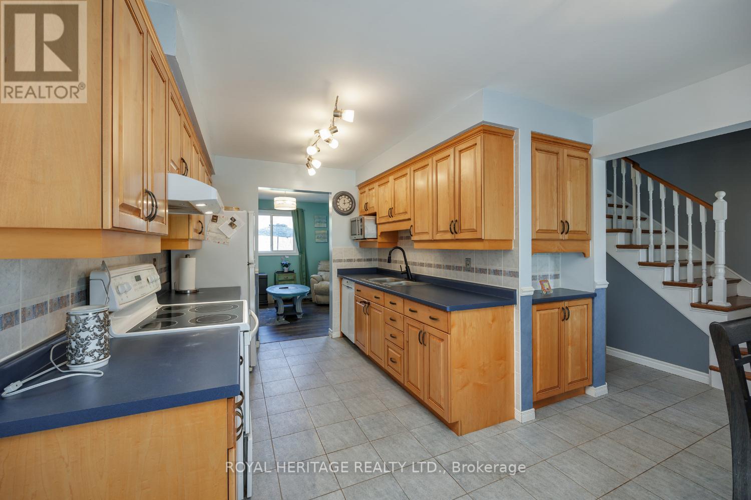 14 - 1640 Nicol Avenue S, Whitby, Ontario  L1N 8P6 - Photo 15 - E13122926