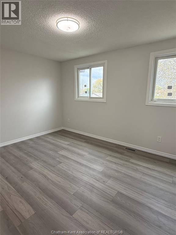 241 Limeridge Road West Unit# 2, Hamilton, Ontario  L9C 2V4 - Photo 7 - 26010681