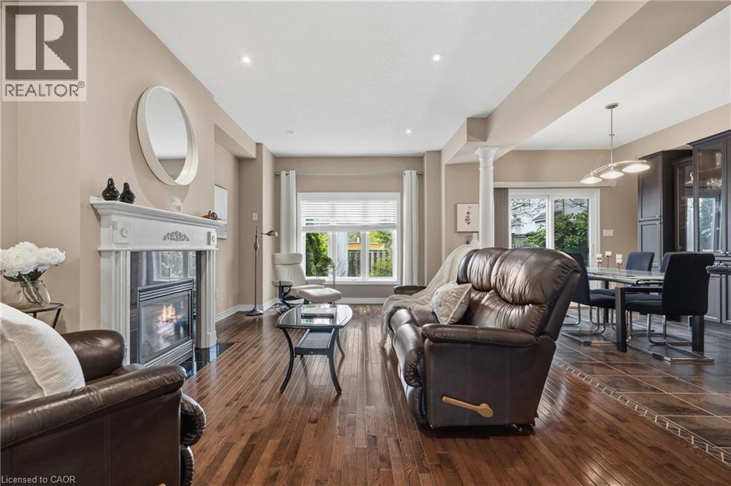 96 Newcombe Road, Dundas, Ontario  L9H 0A6 - Photo 6 - 40829424