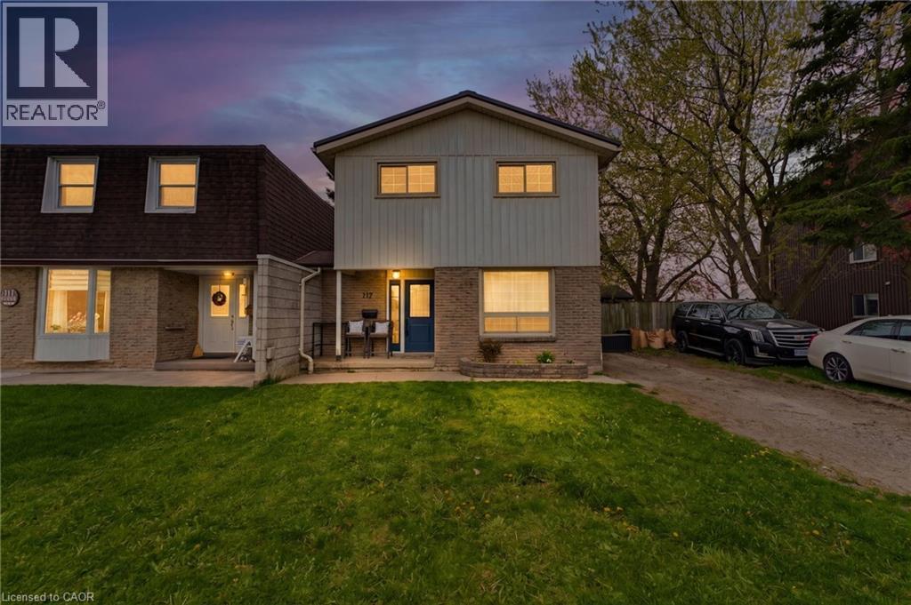 217 Willow Street, Stratford, Ontario  N5A 6X6 - Photo 2 - 40829280