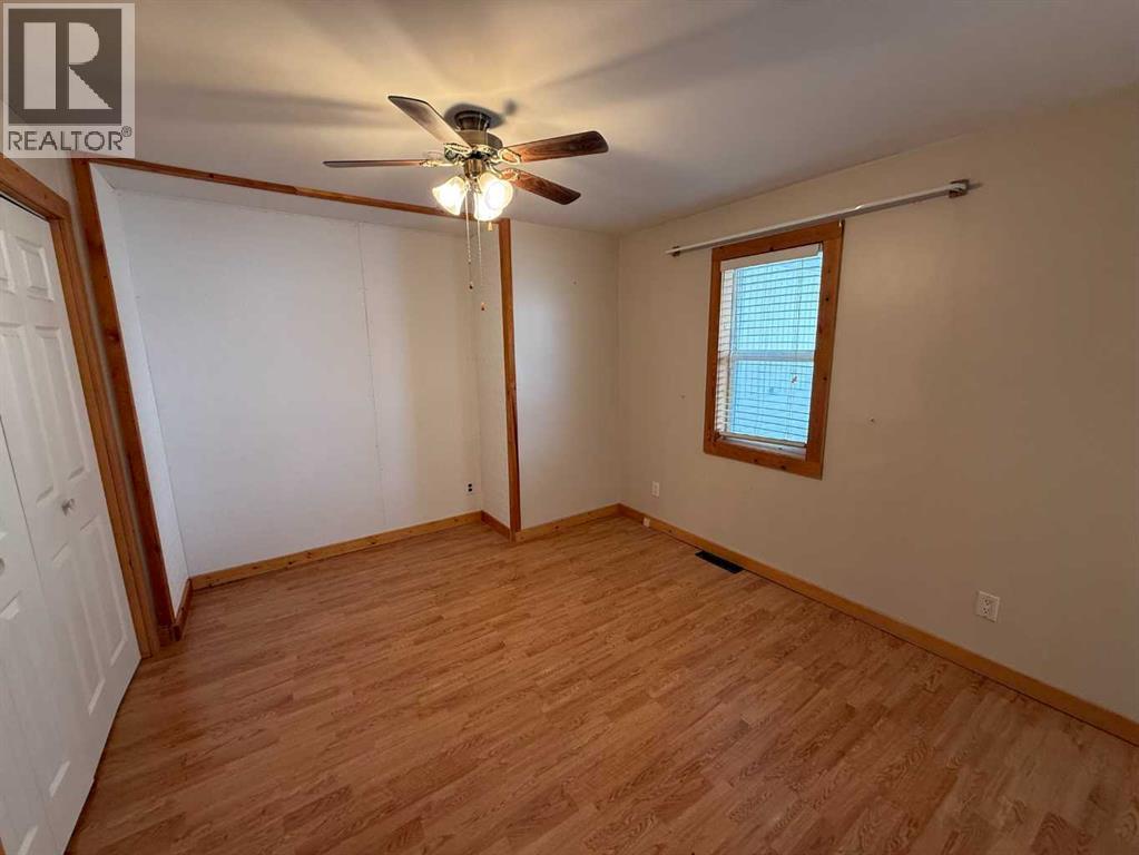152 Sherwood Drive, Hinton, Alberta  T7V 1P6 - Photo 10 - A2286142