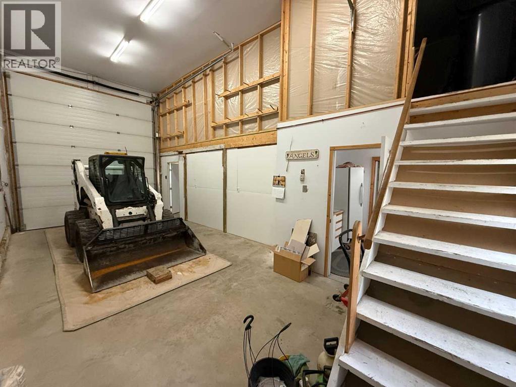 152 Sherwood Drive, Hinton, Alberta  T7V 1P6 - Photo 20 - A2286142