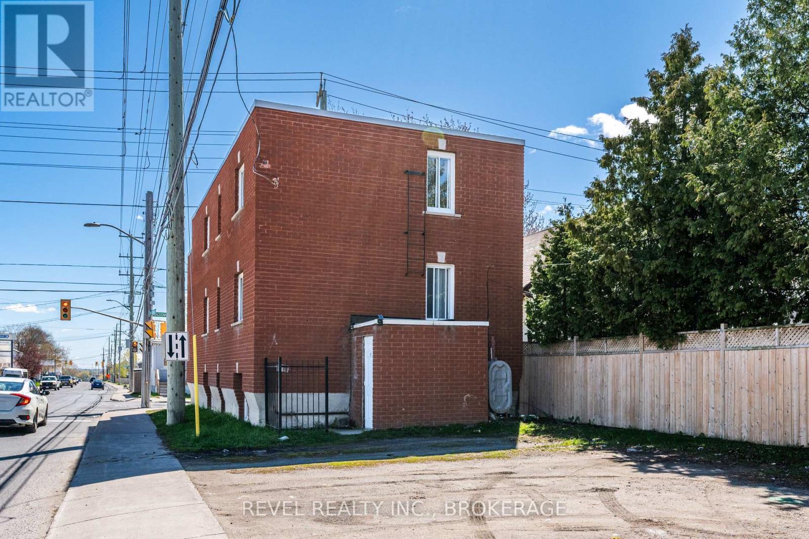 546 Macdonnell Street, Kingston, Ontario  K7K 4W7 - Photo 3 - X13123130