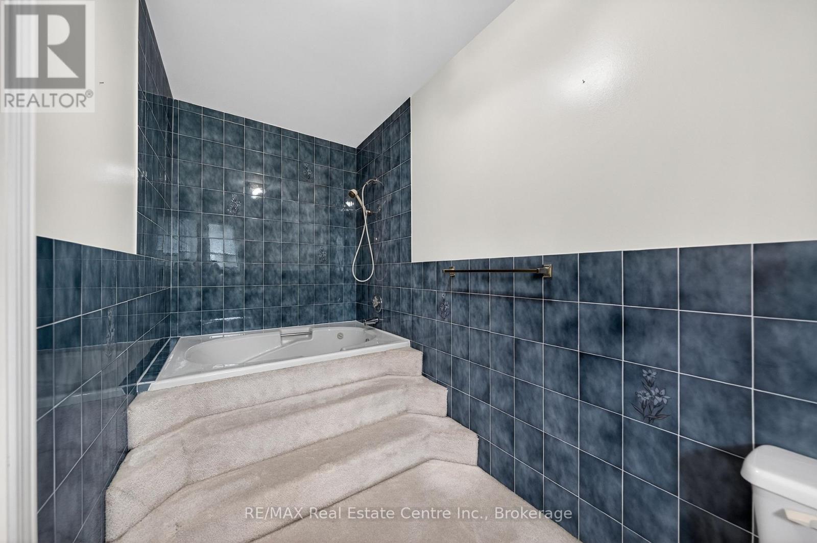 53 Shadybrook Court, Wilmot, Ontario  N0B 2H0 - Photo 33 - X13123020