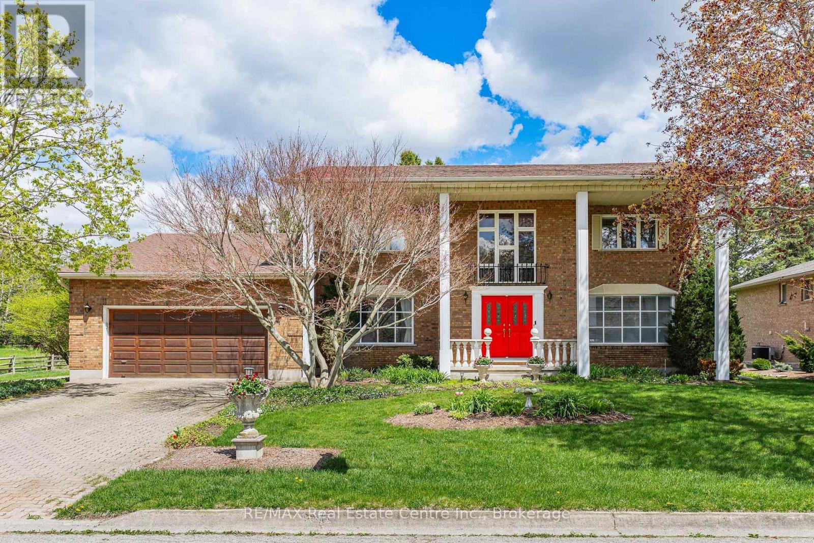 53 Shadybrook Court, Wilmot, Ontario  N0B 2H0 - Photo 5 - X13123020