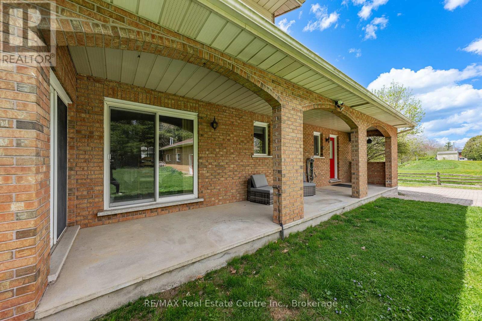 53 Shadybrook Court, Wilmot, Ontario  N0B 2H0 - Photo 8 - X13123020