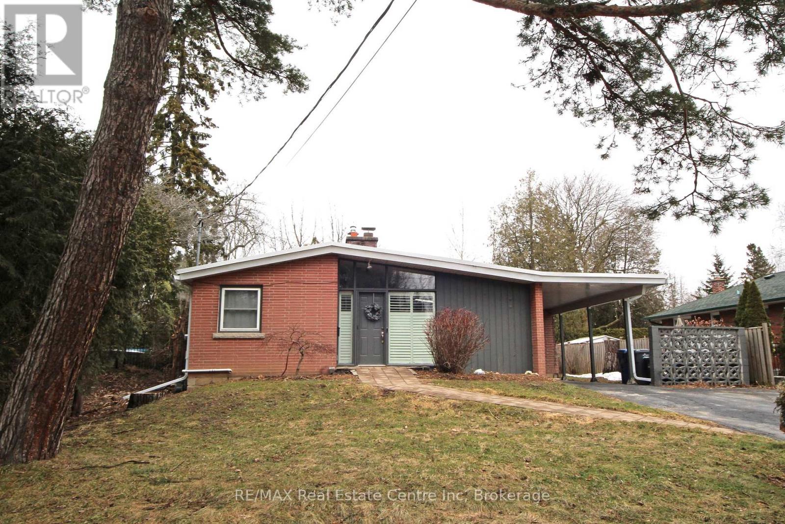 BASEMENT APT. - 46 TALBOT STREET, Guelph, Ontario
