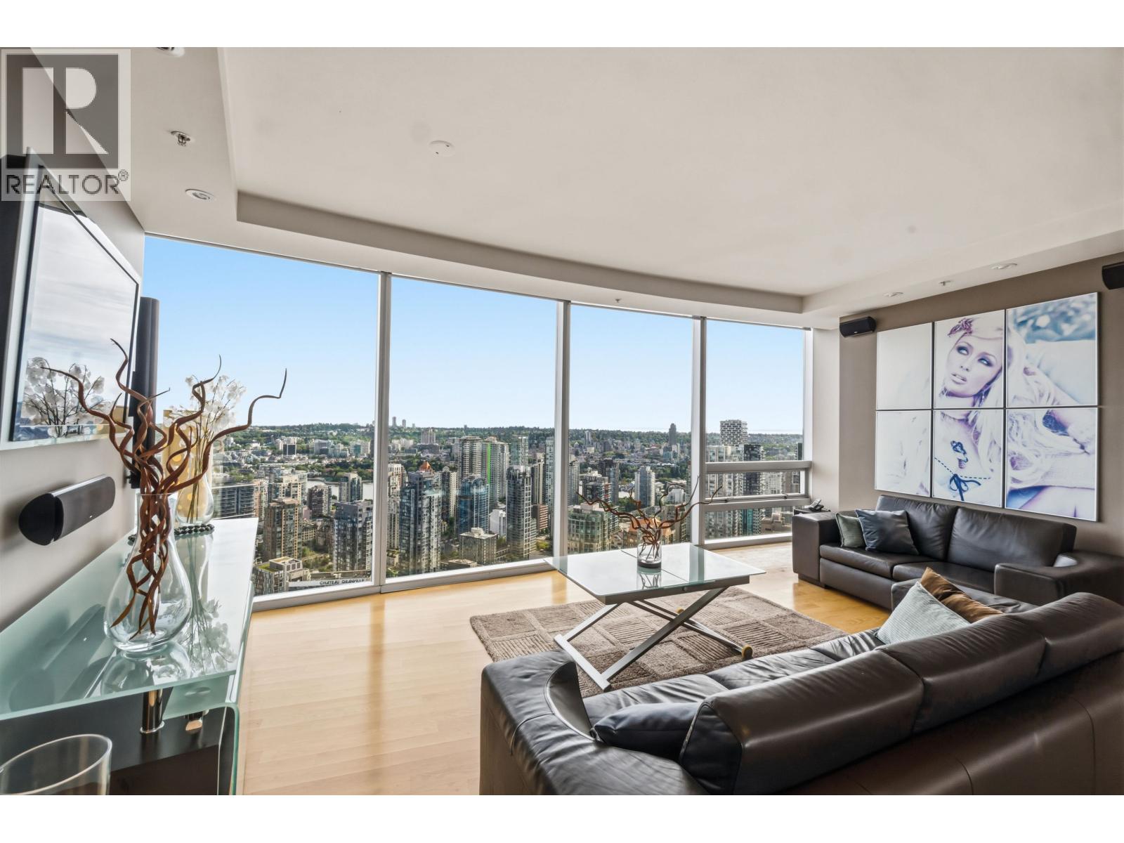 4303 938 Nelson Street, Vancouver, British Columbia  V6Z 3A7 - Photo 3 - R3118987