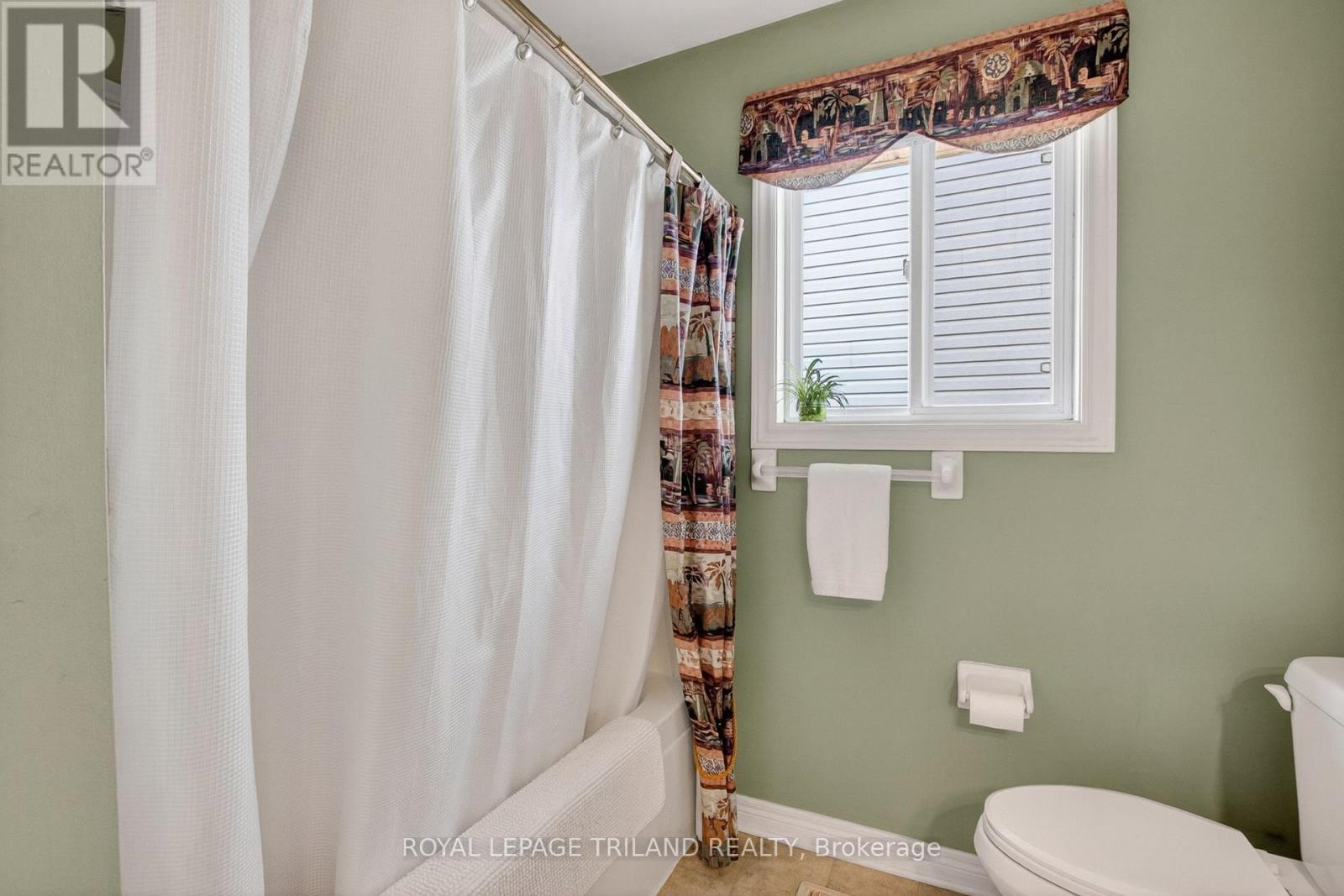 1719 Devos Drive, London North, Ontario  N5X 4H8 - Photo 18 - X13123076