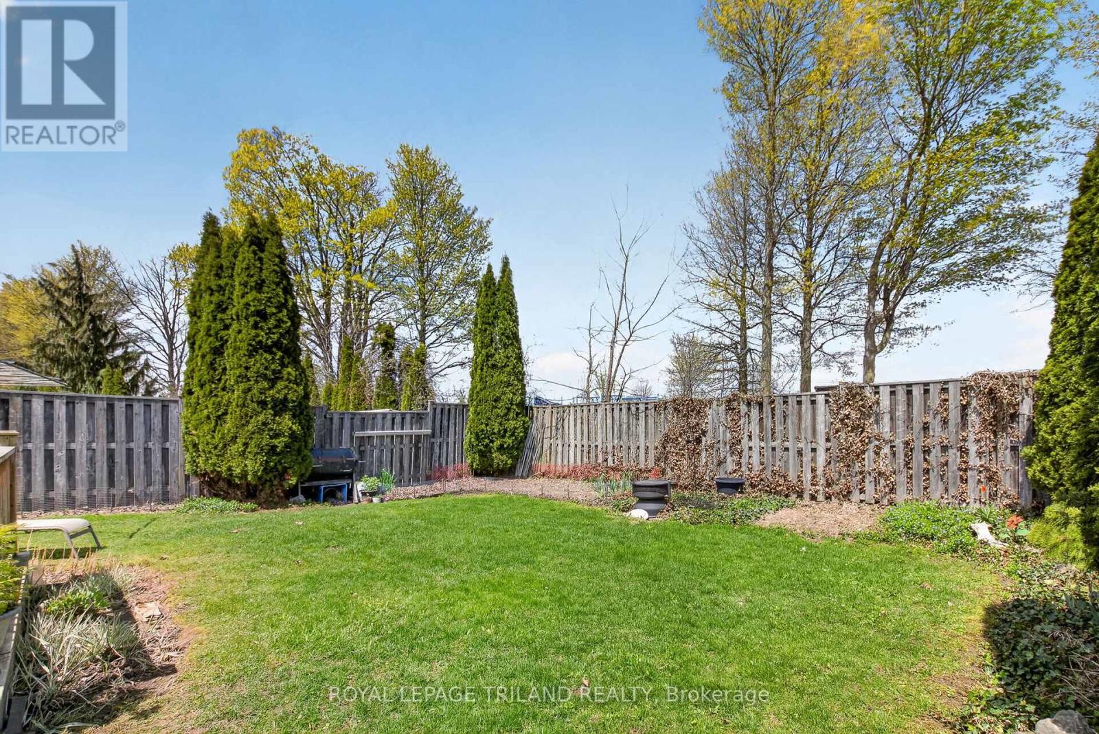 1719 Devos Drive, London North, Ontario  N5X 4H8 - Photo 31 - X13123076