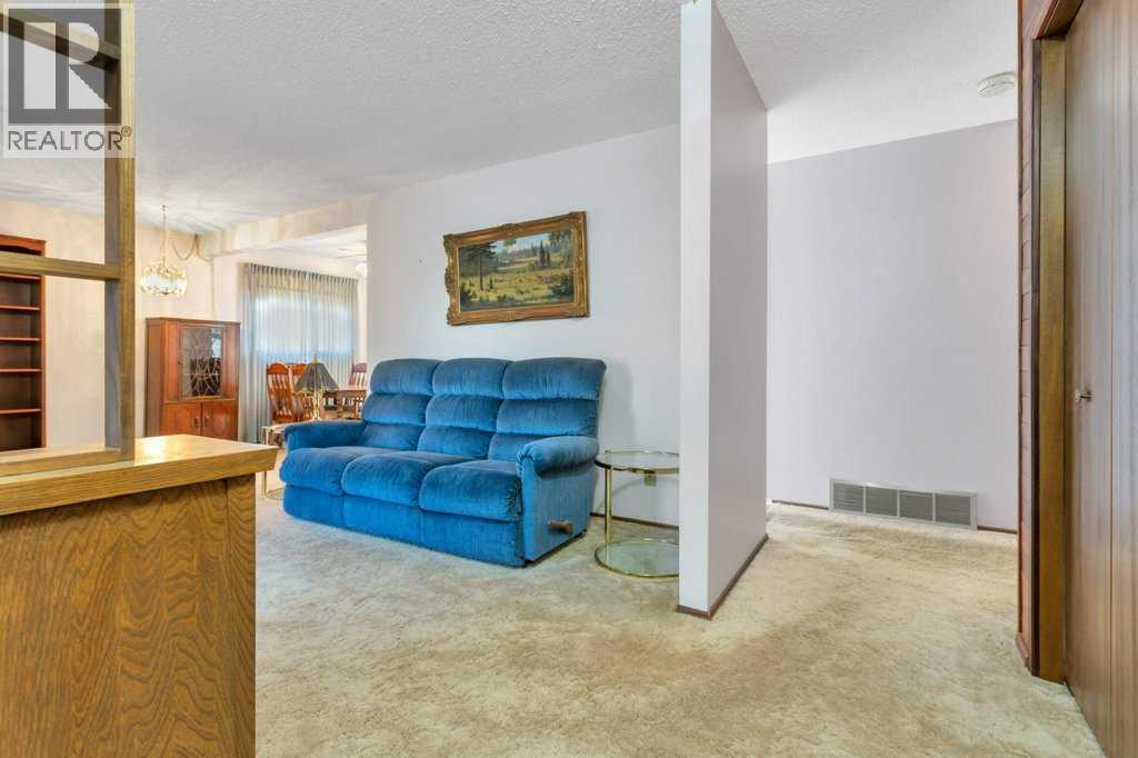 14 Glendale Boulevard, Red Deer, Alberta  T4P 2P3 - Photo 5 - A2309860