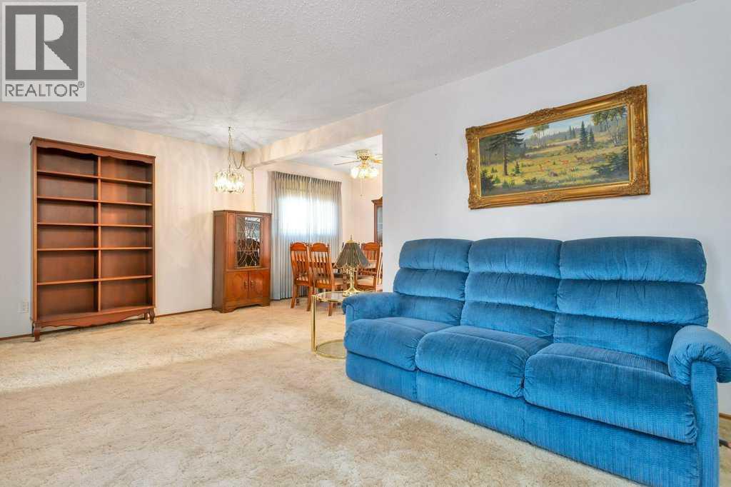 14 Glendale Boulevard, Red Deer, Alberta  T4P 2P3 - Photo 6 - A2309860