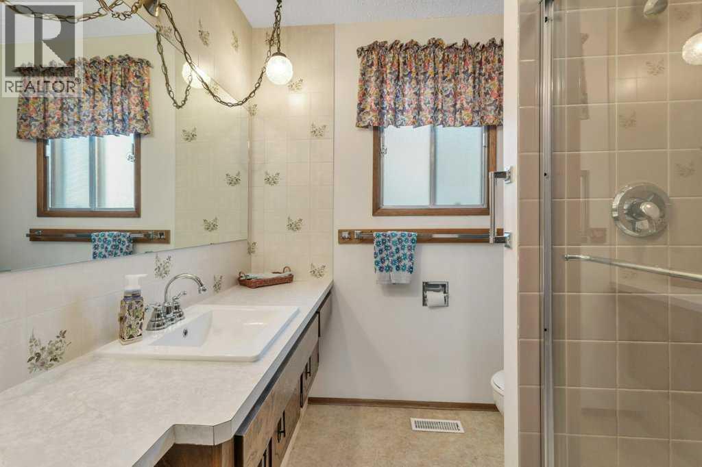 14 Glendale Boulevard, Red Deer, Alberta  T4P 2P3 - Photo 29 - A2309860