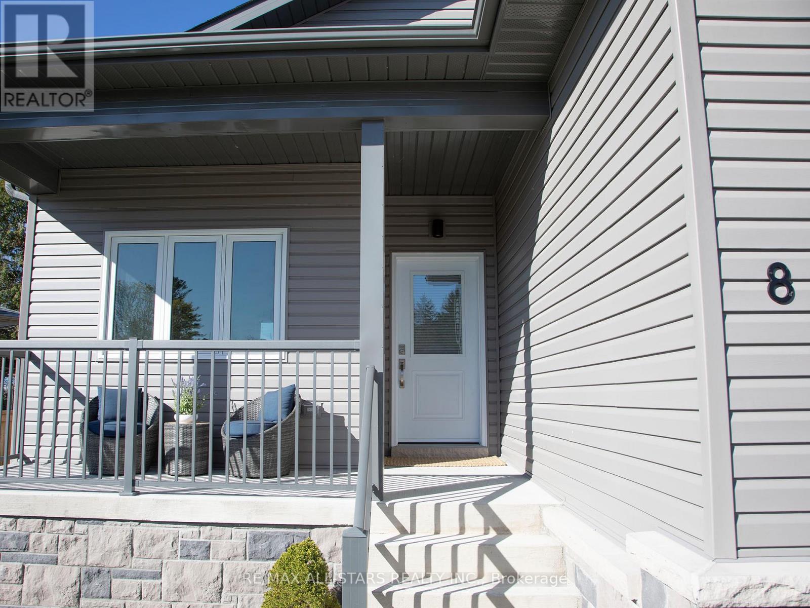 8 Georgina Street, Georgina, Ontario  L0E 1R0 - Photo 26 - N12933918