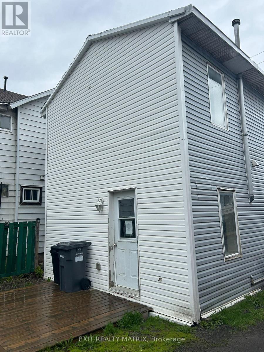 972 Main Street E, Hawkesbury, Ontario  K6A 1B7 - Photo 3 - X12810940