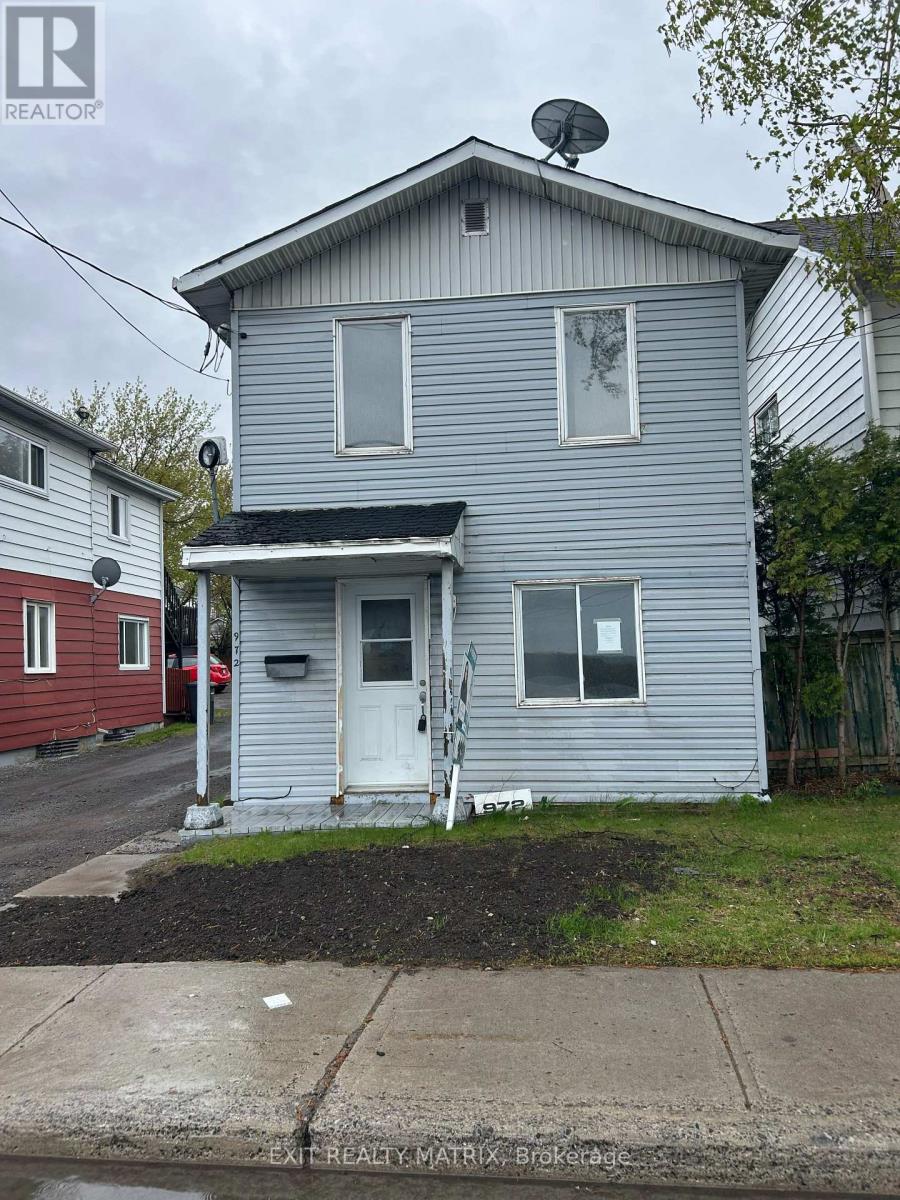 972 Main Street E, Hawkesbury, Ontario  K6A 1B7 - Photo 2 - X12810940