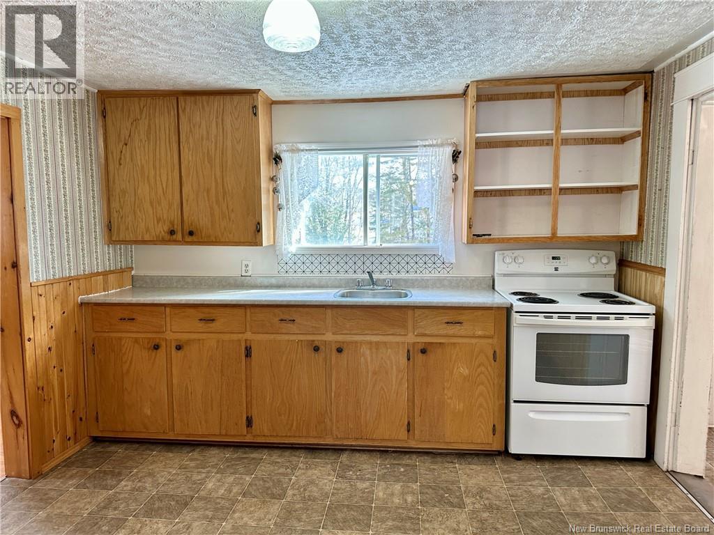 39 Diamond Drive, Minto, New Brunswick  E4B 2Y6 - Photo 8 - NB136901