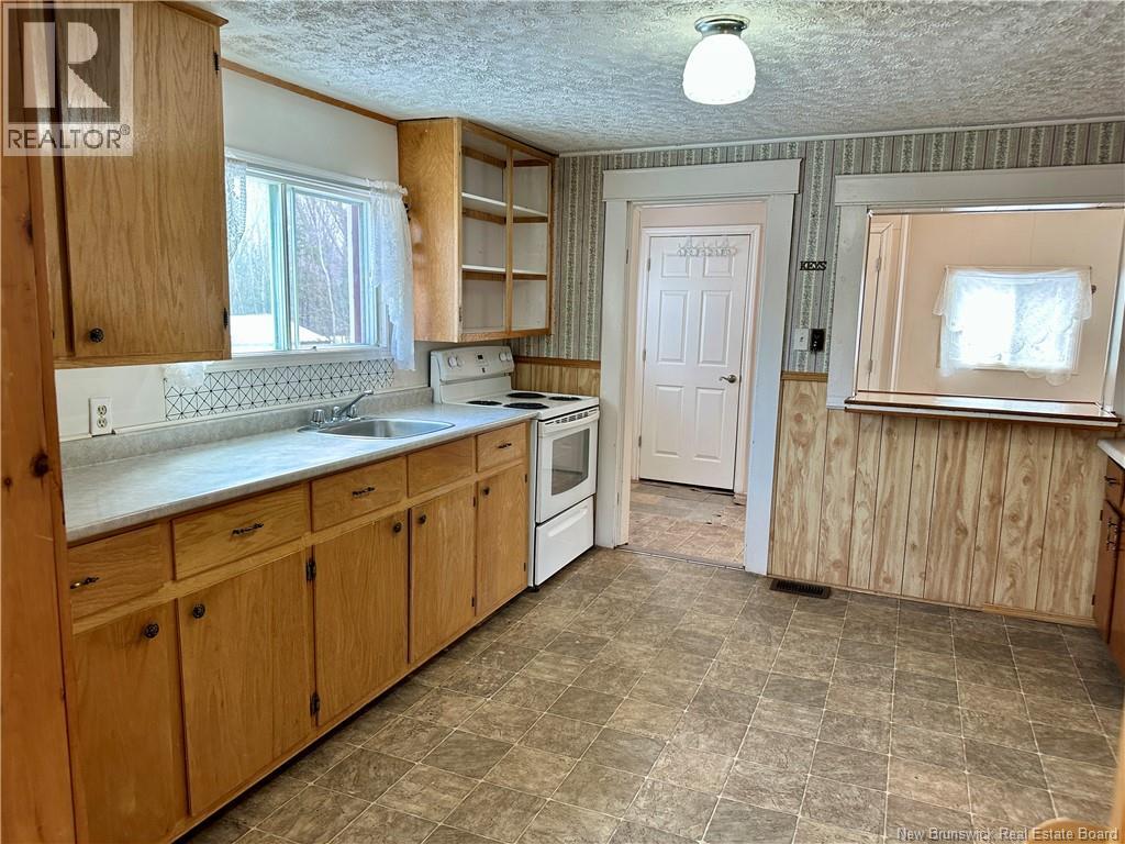 39 Diamond Drive, Minto, New Brunswick  E4B 2Y6 - Photo 4 - NB136901