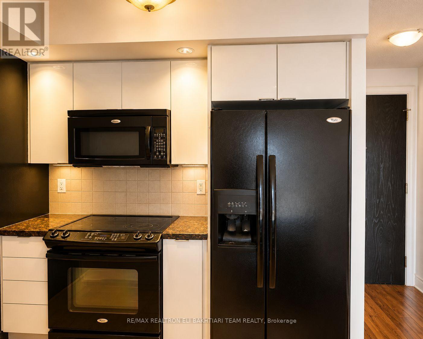 2023 - 500 Doris Avenue, Toronto, Ontario  M2N 0C1 - Photo 20 - C13122906