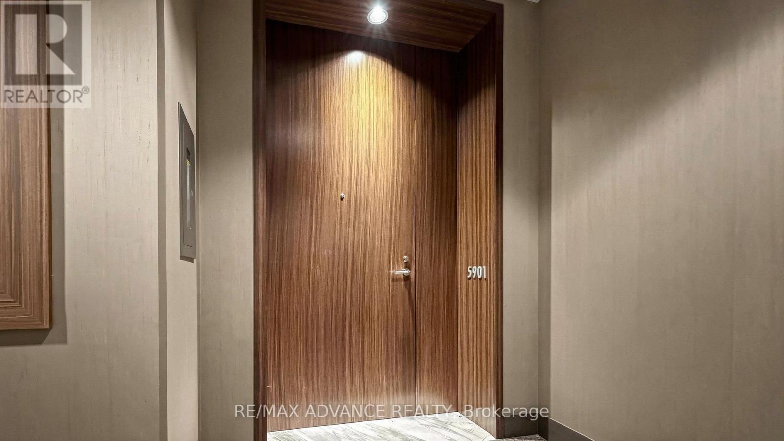 5901 - 180 University Avenue, Toronto, Ontario  M5H 0A2 - Photo 7 - C13122918