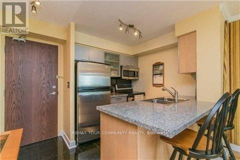 2005 - 16 Harrison Garden Boulevard, Toronto, Ontario  M2N 7J6 - Photo 1 - C13123084