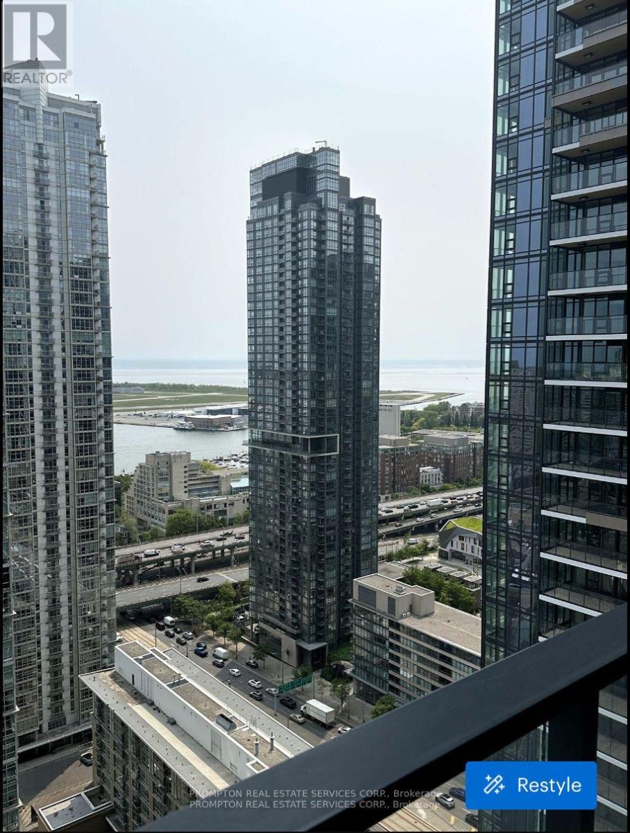 3207 - 1 Concord Cityplace Way, Toronto, Ontario M5V 0X3 - Photo 11 - C13123160