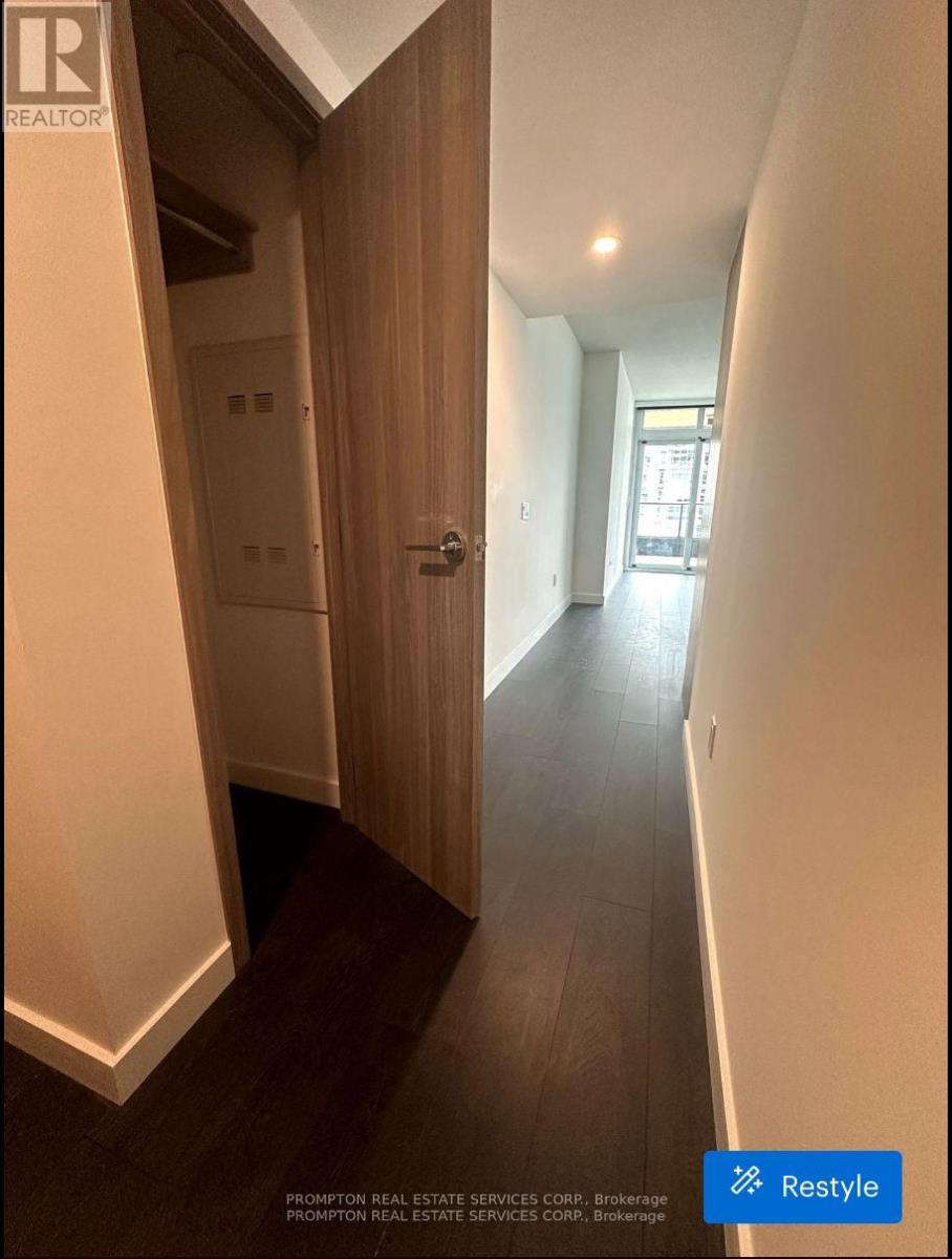 3207 - 1 Concord Cityplace Way, Toronto, Ontario M5V 0X3 - Photo 6 - C13123160