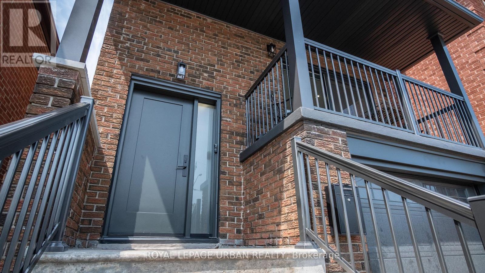 434 Westmount Avenue, Toronto, Ontario  M6E 3N5 - Photo 3 - C13123178