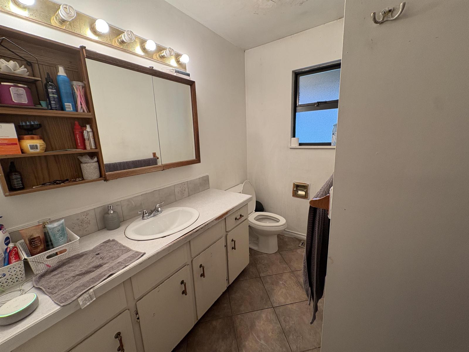 12234 99a Avenue, Surrey, British Columbia  V3V 2R2 - Photo 10 - R3123150