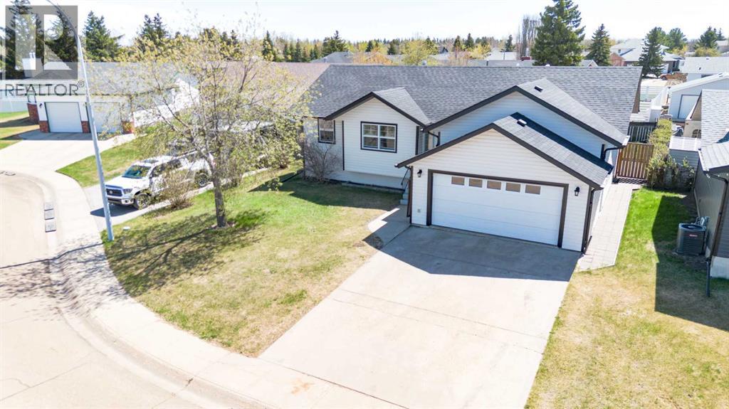 6207 39 Avenueclose, Stettler, Alberta  T4K 1G1 - Photo 2 - A2310884