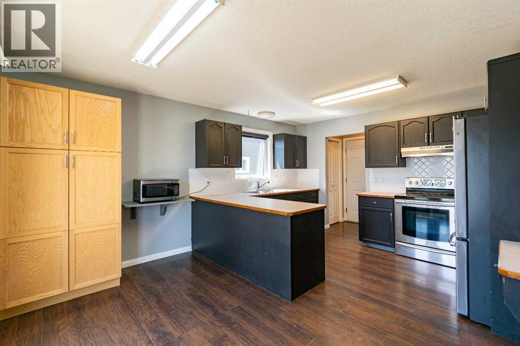 6207 39 Avenueclose, Stettler, Alberta  T4K 1G1 - Photo 12 - A2310884