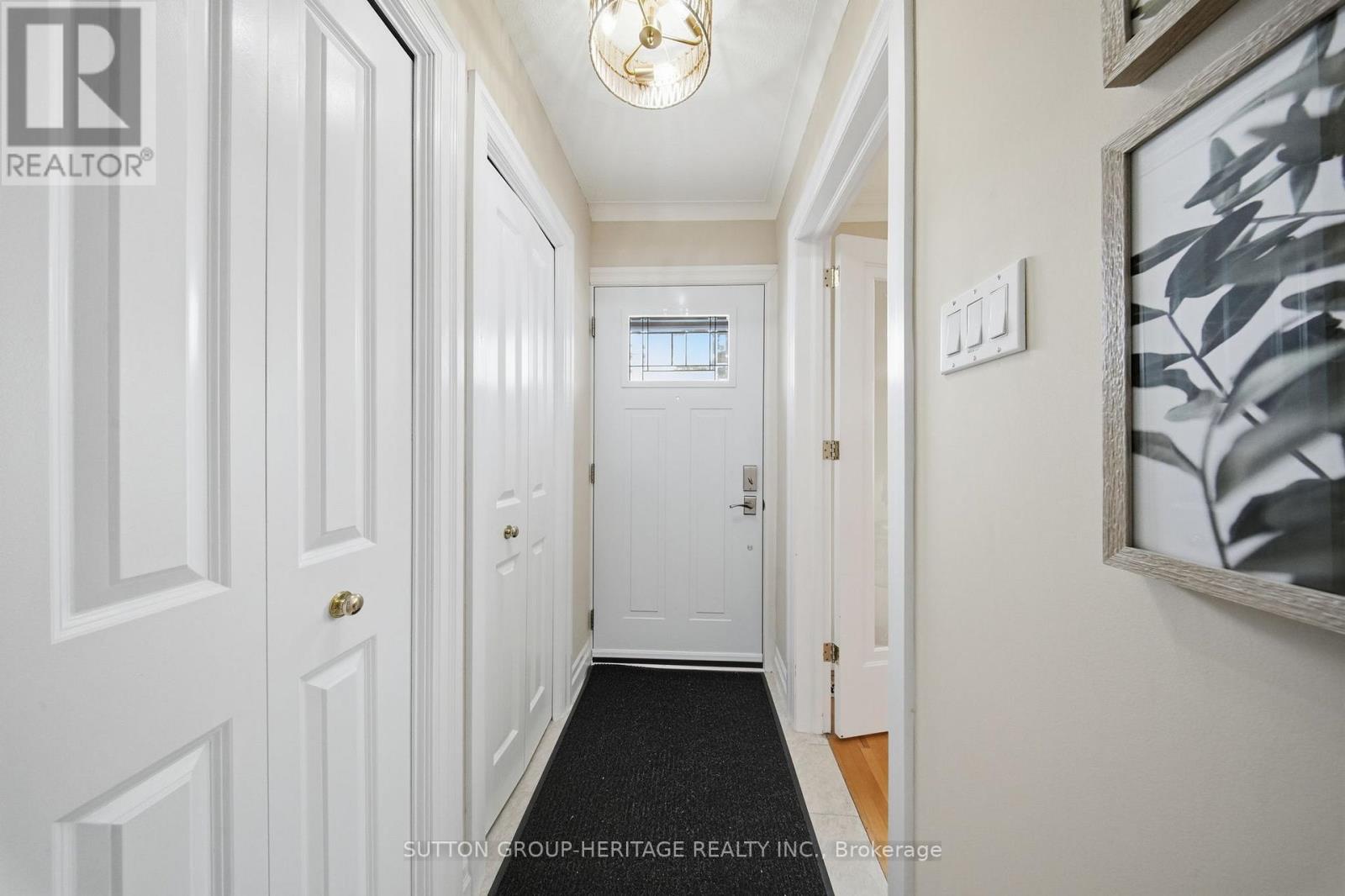 92 Durant Avenue, Toronto, Ontario  M4J 4W2 - Photo 11 - E13122970