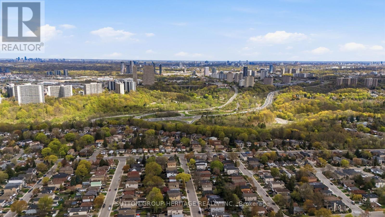 92 Durant Avenue, Toronto, Ontario  M4J 4W2 - Photo 39 - E13122970