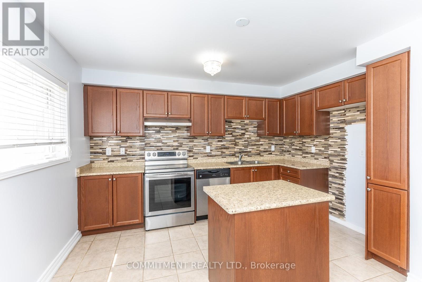 138 Barnham Street, Ajax, Ontario  L1Z 0K7 - Photo 24 - E13123100
