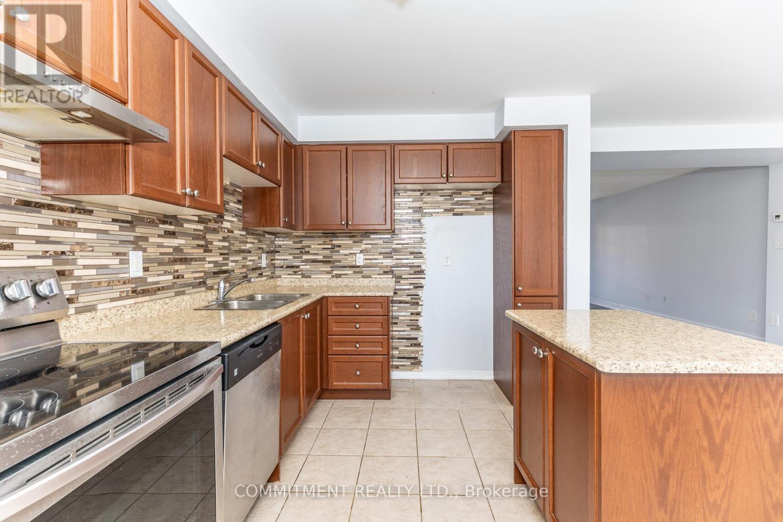 138 Barnham Street, Ajax, Ontario  L1Z 0K7 - Photo 25 - E13123100