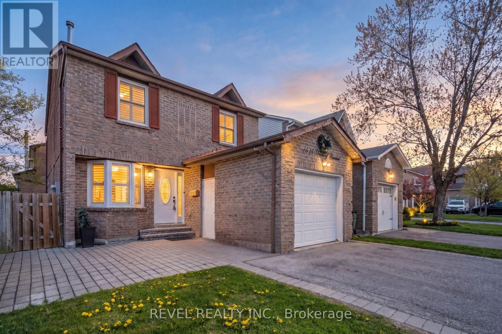 1518 WOODRUFF CRESCENT, Pickering, Ontario