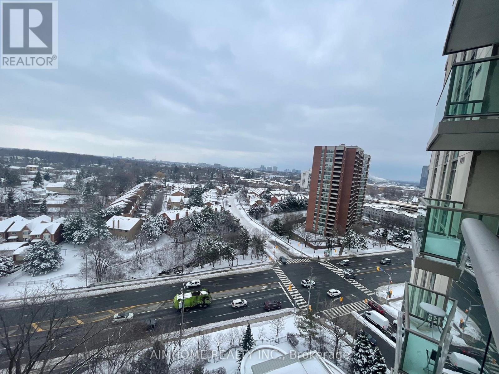 1615 - 238 Bonis Avenue, Toronto, Ontario  M1T 3W7 - Photo 2 - E13123132