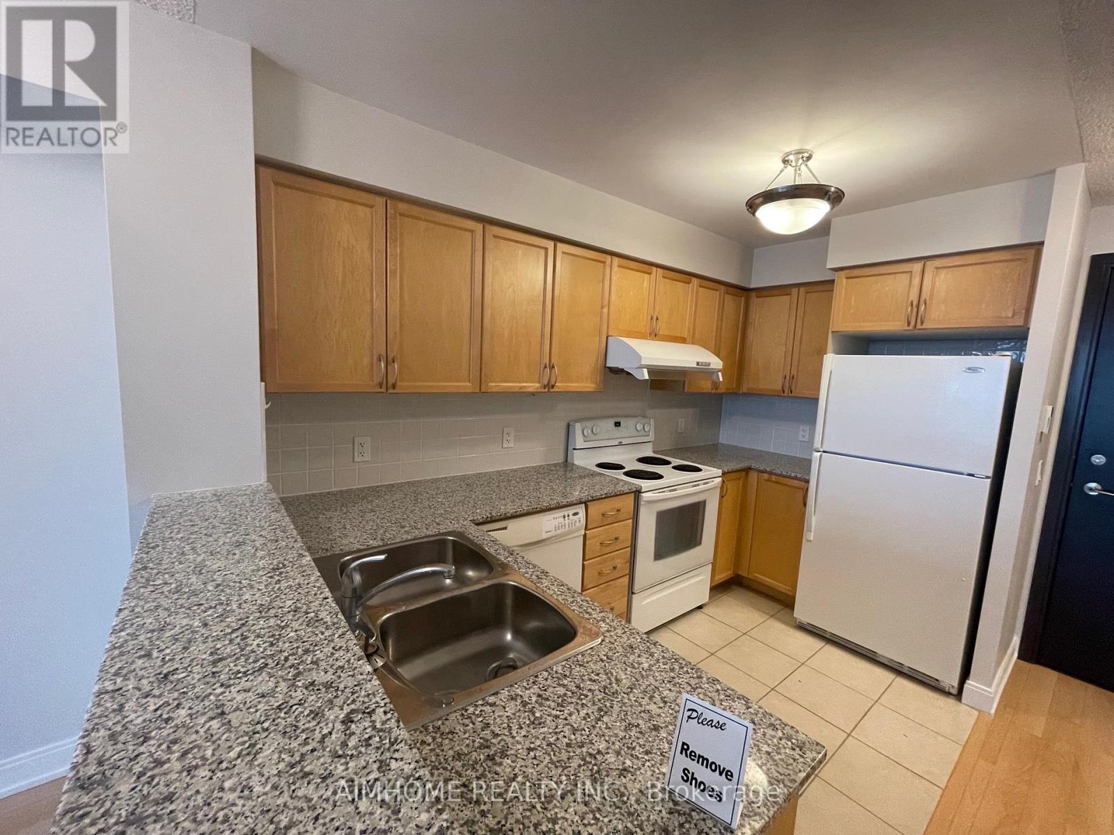 1615 - 238 Bonis Avenue, Toronto, Ontario  M1T 3W7 - Photo 7 - E13123132