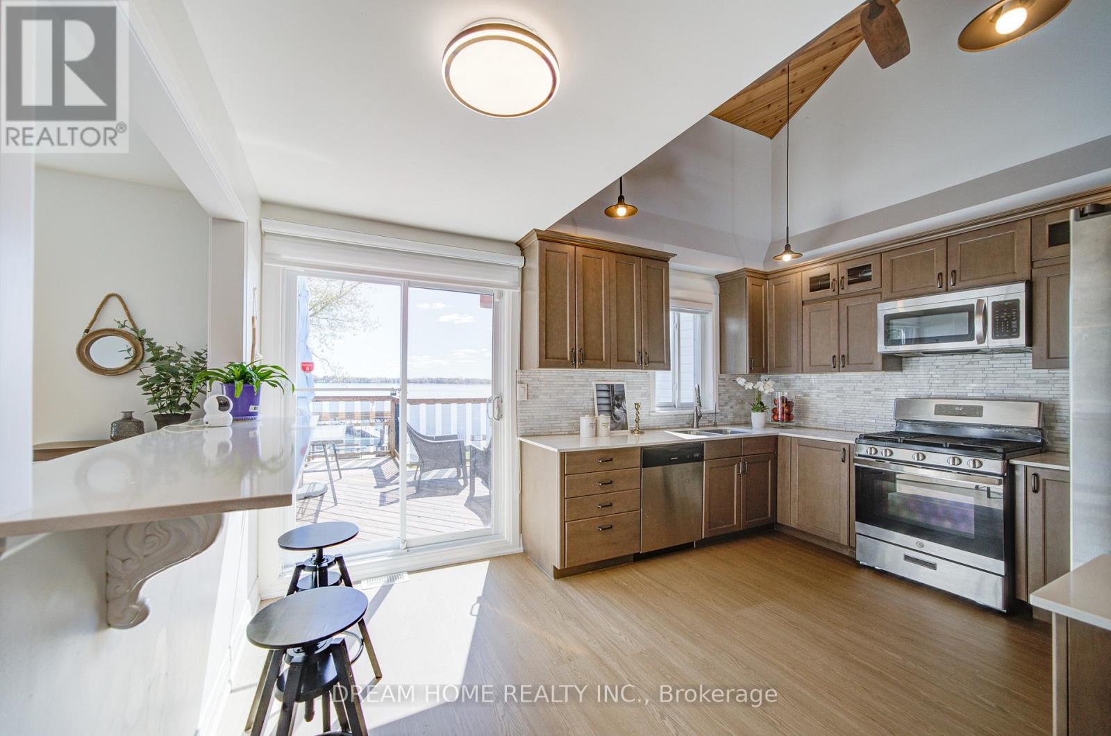 339 Carnegie Beach Road, Scugog, Ontario  L9L 1B6 - Photo 12 - E13123146