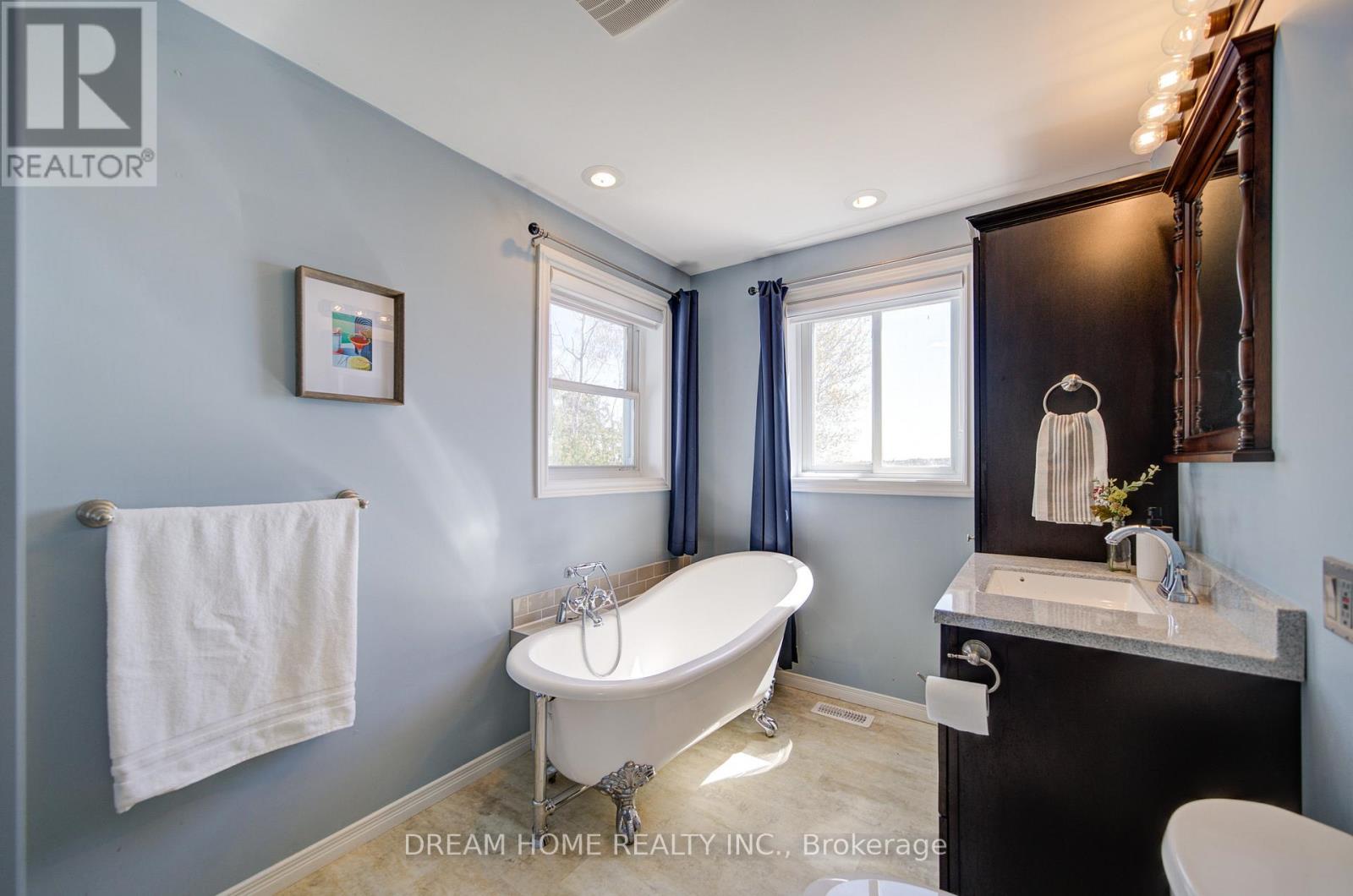 339 Carnegie Beach Road, Scugog, Ontario  L9L 1B6 - Photo 29 - E13123146