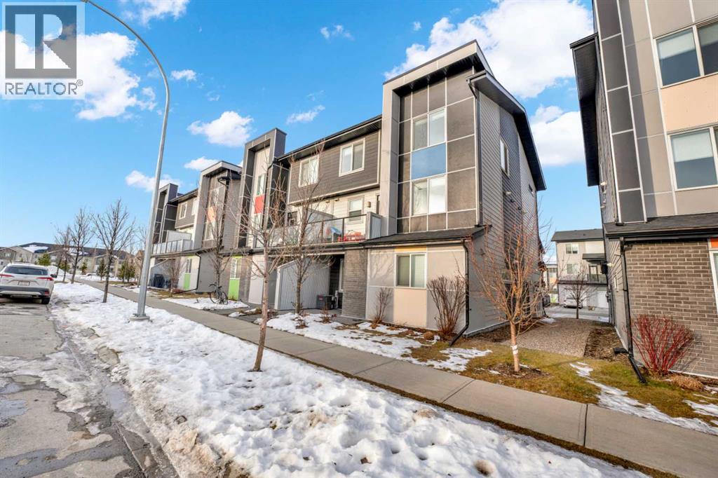 202, 135 Redstone Walk Ne, Calgary, Alberta  T3N 1M6 - Photo 1 - A2302310