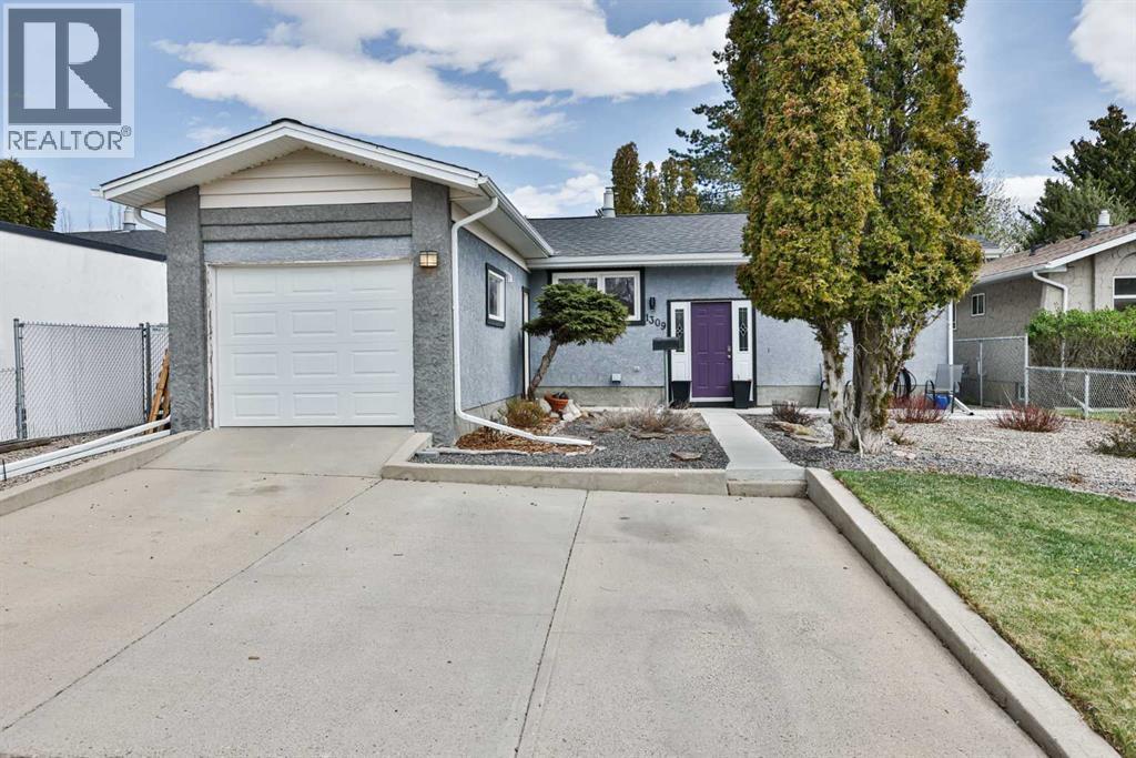 1309 Huron Place S, Lethbridge, Alberta  T1K 3L1 - Photo 1 - A2307687