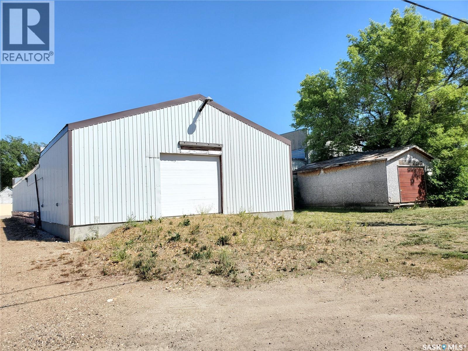 2366 Proton Avenue, Gull Lake, Saskatchewan  S0N 1A0 - Photo 25 - SK035859