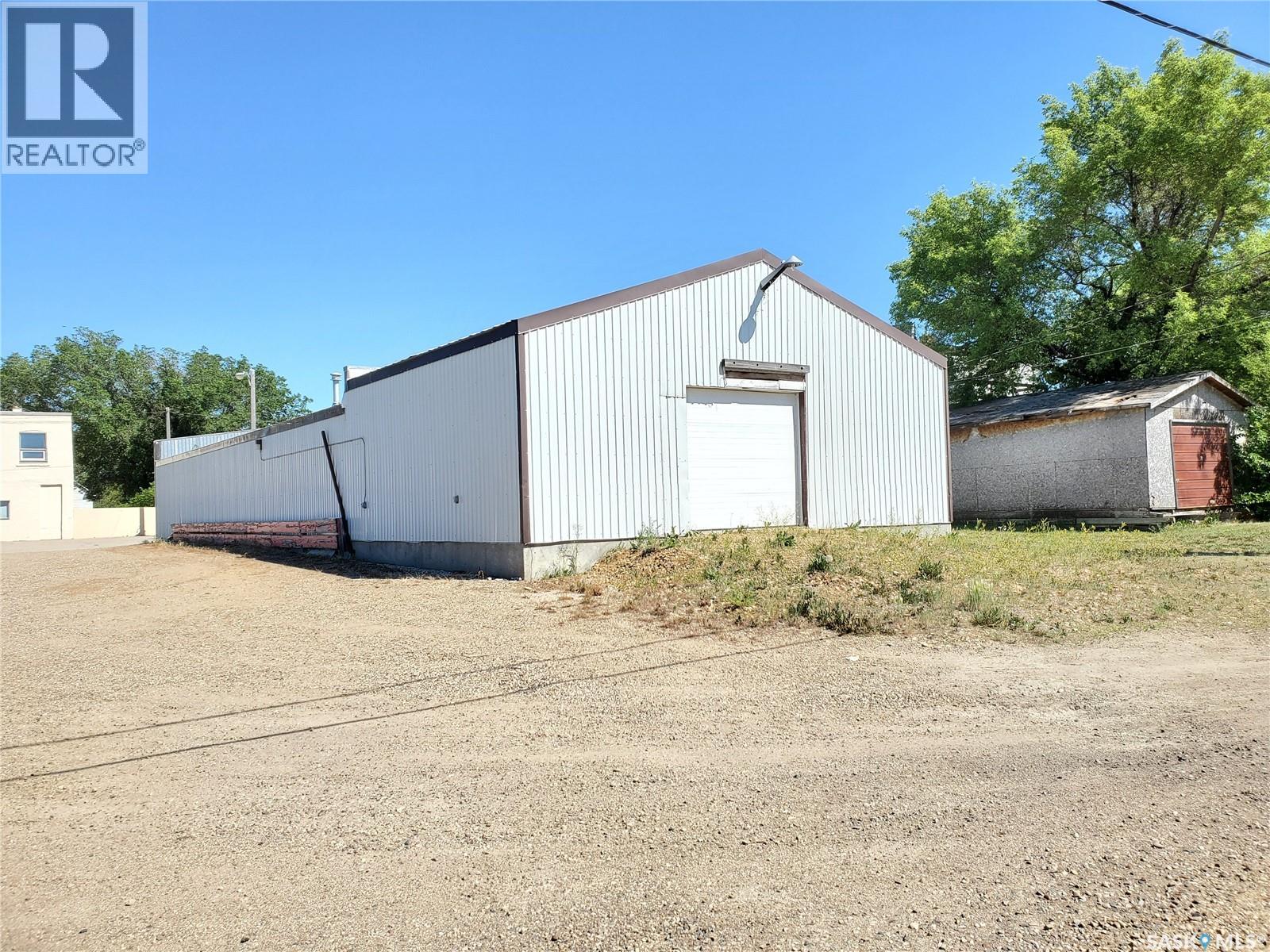 2366 Proton Avenue, Gull Lake, Saskatchewan  S0N 1A0 - Photo 26 - SK035859
